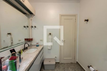 Casa à venda com 200m², 3 quartos e 2 vagas Casa à venda com 200m², 3 quartos e 2 vagasBanheiro Quarto 3 - Suíte