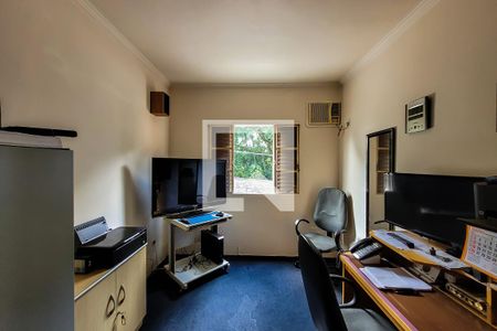 Casa à venda com 200m², 3 quartos e 2 vagas Casa à venda com 200m², 3 quartos e 2 vagasEscritório Quarto 2