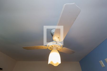 Casa à venda com 110m², 3 quartos e 2 vagasDetalhe -  Quarto 1