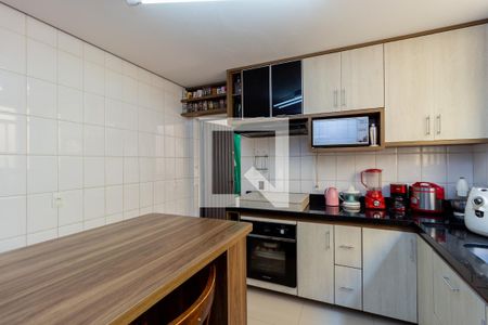 Casa à venda com 110m², 3 quartos e 2 vagasCozinha