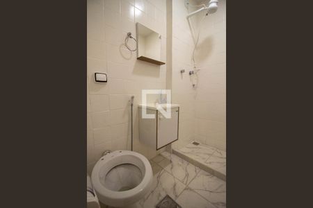 Apartamento para alugar com 90m², 3 quartos e 1 vaga Apartamento para alugar com 90m², 3 quartos e 1 vagaBanheiro Social