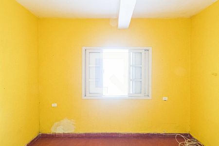 Quarto 1 de casa para alugar com 2 quartos, 97m² em Ferreira, São Paulo