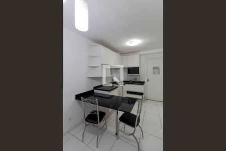 Sala e Cozinha Integrada de apartamento à venda com 1 quarto, 33m² em Jardim Santa Teresinha, São Paulo