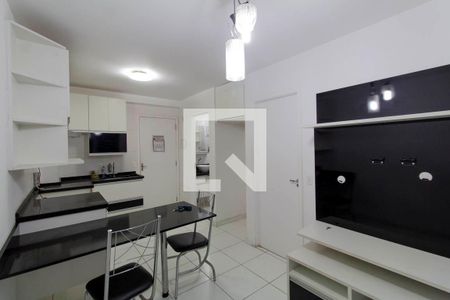 Sala e Cozinha Integrada de apartamento para alugar com 1 quarto, 33m² em Jardim Santa Teresinha, São Paulo