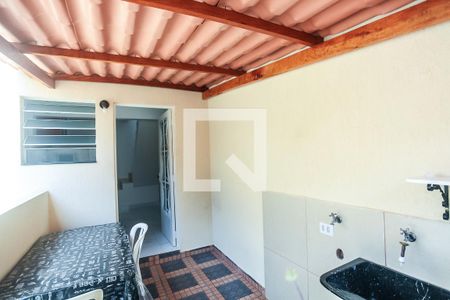 Casa para alugar com 30m², 2 quartos e sem vaga Casa para alugar com 30m², 2 quartos e sem vagaÁrea de Serviço