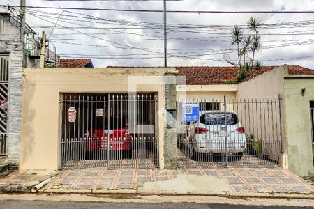 Casa para alugar com 30m², 2 quartos e sem vaga Casa para alugar com 30m², 2 quartos e sem vagaFachada