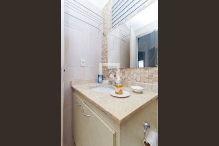 Apartamento à venda com 63m², 3 quartos e 1 vaga Apartamento à venda com 63m², 3 quartos e 1 vagaBanheiro