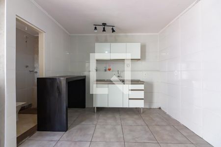 Casa à venda com 225m², 3 quartos e 3 vagas Casa à venda com 225m², 3 quartos e 3 vagasCozinha da Edícula