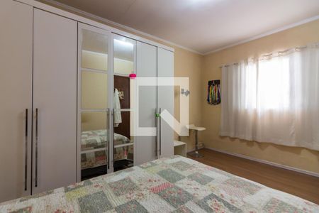 Casa à venda com 225m², 3 quartos e 3 vagas Casa à venda com 225m², 3 quartos e 3 vagasQuarto 3