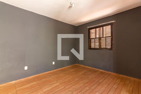 Casa à venda com 225m², 3 quartos e 3 vagas Casa à venda com 225m², 3 quartos e 3 vagasEdícula