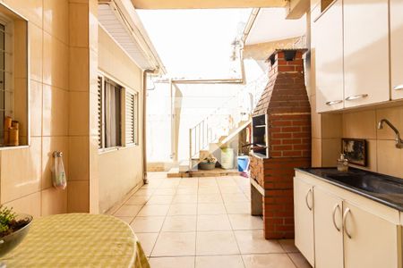 Casa à venda com 225m², 3 quartos e 3 vagas Casa à venda com 225m², 3 quartos e 3 vagasQuintal