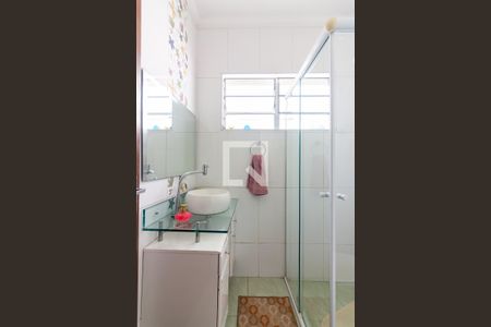 Casa à venda com 225m², 3 quartos e 3 vagas Casa à venda com 225m², 3 quartos e 3 vagasBanheiro