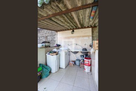 Casa à venda com 120m², 3 quartos e 2 vagasÁrea de serviço 