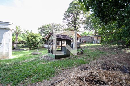 Casa à venda com 120m², 3 quartos e 2 vagasQuintal