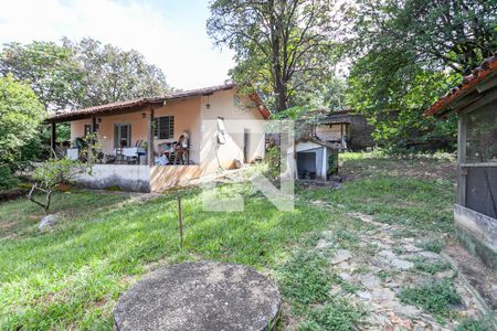 Casa à venda com 120m², 3 quartos e 2 vagasQuintal