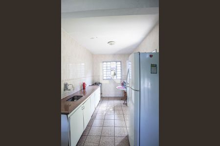 Casa à venda com 120m², 3 quartos e 2 vagasCozinha 