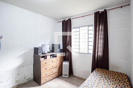 Casa à venda com 120m², 3 quartos e 2 vagasQuarto 2