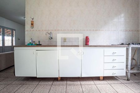 Casa à venda com 120m², 3 quartos e 2 vagasCozinha 