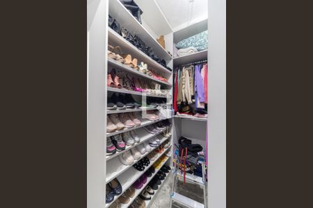 Casa à venda com 120m², 3 quartos e 1 vagaCloset da Suíte 1