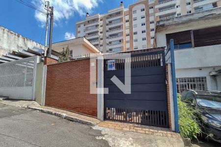 Casa à venda com 120m², 3 quartos e 1 vagaFachada