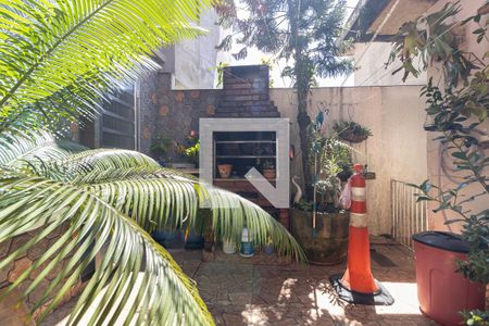 Casa à venda com 120m², 3 quartos e 1 vagaQuintal