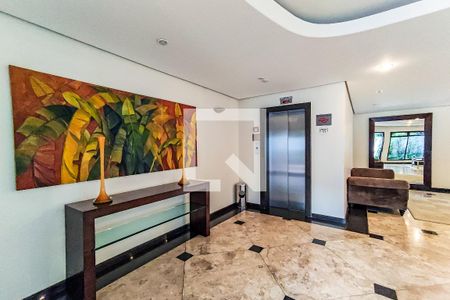 Área Comum - Hall Social de apartamento à venda com 2 quartos, 109m² em Real Parque, São Paulo