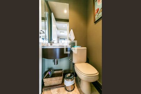 Lavabo de apartamento à venda com 2 quartos, 109m² em Real Parque, São Paulo