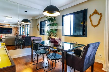 Sala de apartamento à venda com 2 quartos, 109m² em Real Parque, São Paulo