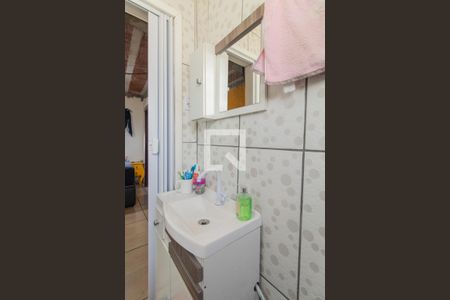 Casa à venda com 60m², 3 quartos e 2 vagas Casa à venda com 60m², 3 quartos e 2 vagasBanheiro da Suíte