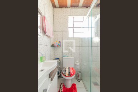 Casa à venda com 60m², 3 quartos e 2 vagas Casa à venda com 60m², 3 quartos e 2 vagasBanheiro da Suíte