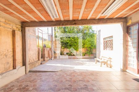 Casa à venda com 60m², 3 quartos e 2 vagas Casa à venda com 60m², 3 quartos e 2 vagasQuintal