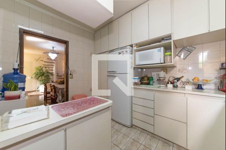 Casa à venda com 280m², 3 quartos e 3 vagasCozinha