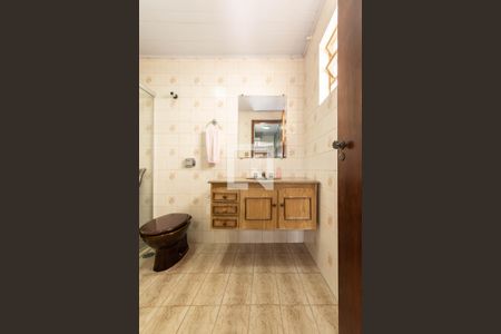 Casa à venda com 280m², 3 quartos e 3 vagasBanheiro da Suíte