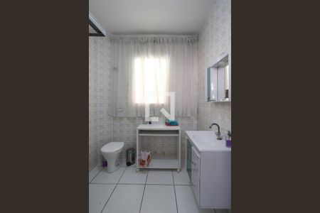 Casa à venda com 160m², 5 quartos e 5 vagasBanheiro 2