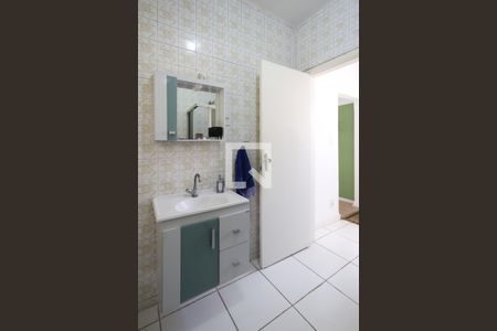 Casa à venda com 160m², 5 quartos e 5 vagasBanheiro 2