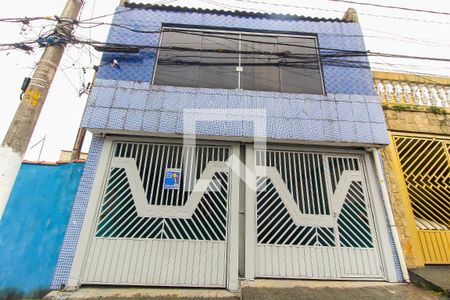 Casa para alugar com 320m², 4 quartos e 2 vagas Casa para alugar com 320m², 4 quartos e 2 vagasFachada