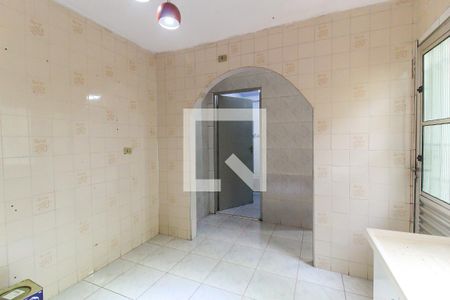 Casa para alugar com 320m², 4 quartos e 2 vagas Casa para alugar com 320m², 4 quartos e 2 vagasCozinha 2