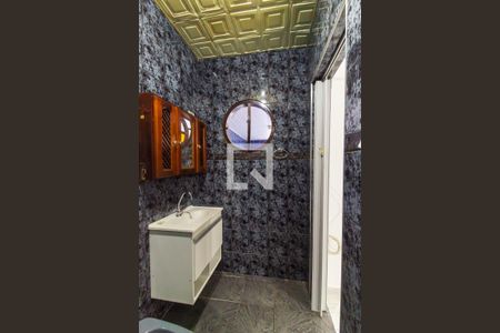 Casa para alugar com 320m², 4 quartos e 2 vagas Casa para alugar com 320m², 4 quartos e 2 vagasBanheiro da Suíte