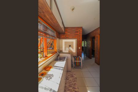 Casa à venda com 214m², 4 quartos e 2 vagasCozinha 