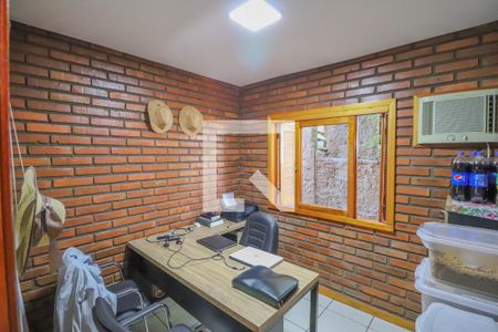 Casa à venda com 214m², 4 quartos e 2 vagasQuarto 2