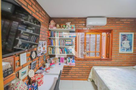 Casa à venda com 214m², 4 quartos e 2 vagasQuarto 