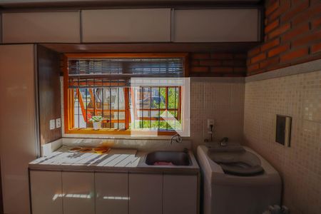 Casa à venda com 214m², 4 quartos e 2 vagasÁrea de Serviço