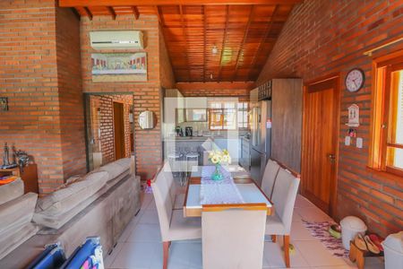 Sala  de casa à venda com 4 quartos, 214m² em Arroio da Manteiga, São Leopoldo