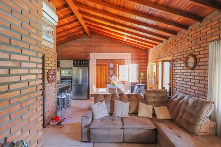 Sala  de casa à venda com 4 quartos, 214m² em Arroio da Manteiga, São Leopoldo