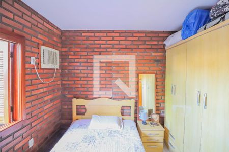 Casa à venda com 214m², 4 quartos e 2 vagasQuarto 