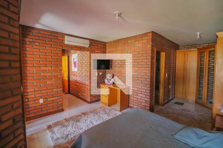 Casa à venda com 214m², 4 quartos e 2 vagasSuíte 