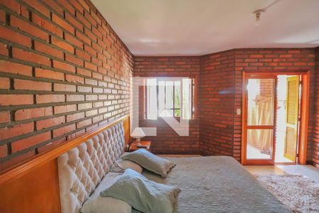 Casa à venda com 214m², 4 quartos e 2 vagasSuíte 