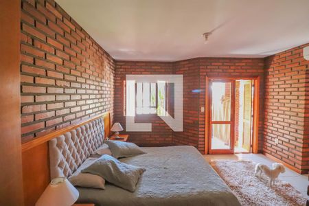 Casa à venda com 214m², 4 quartos e 2 vagasSuíte 