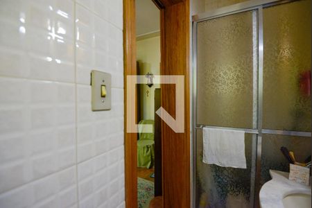 Apartamento à venda com 193m², 4 quartos e sem vagaBanheiro