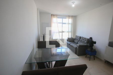 Sala de apartamento para alugar com 1 quarto, 36m² em Taquara, Rio de Janeiro